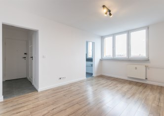 mieszkanie na sprzedaż - Tomaszów Mazowiecki